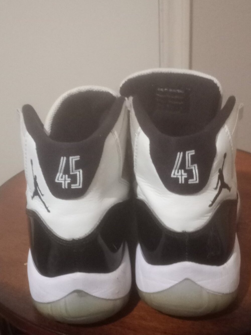 Nike Air Jordan 11 Retro Concord 2018 Size 8.5 378037-100 - Picture 11 of 16